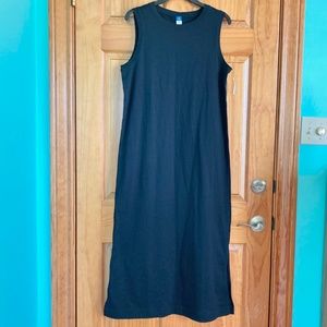 Old Navy women’s size small tall NWT never worn long black sleeveless dress